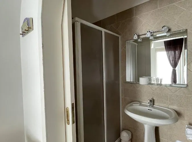 Book And Bed Bed and breakfast 3*
