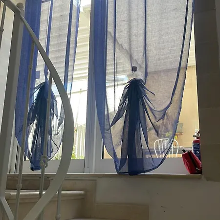 ベッド・アンド・ブレックファスト Book And Bed マーリエ